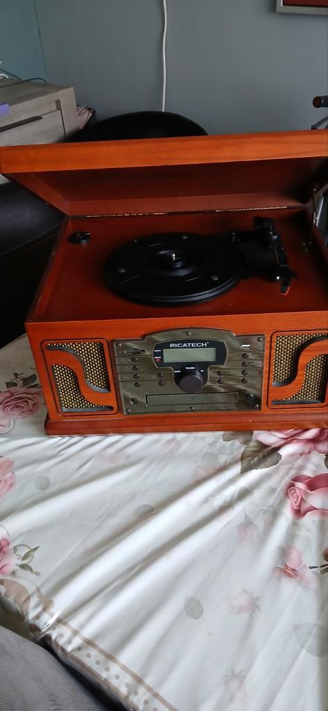 Retro Radio met Platenspeler, Cassette, USB & SD, Audio, Tv en Foto, Platenspelers, Gebruikt, Platenspeler, USB-aansluiting, Ophalen