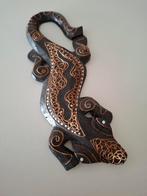 Houtsnijwerk en handgedecoreerde salamander/gekko. 19 cm., Ophalen of Verzenden