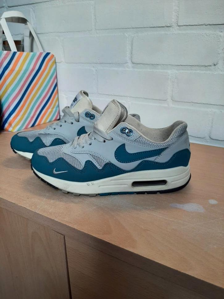 Nike Air Max 1 Patta Wave - Zo goed als nieuw!, Kleding | Heren, Schoenen, Zo goed als nieuw, Blauw, Ophalen of Verzenden