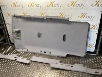 Dakhemel Mercedes E-klasse S210 bj 2000 A2106905850 beschikbaar voor biedingen