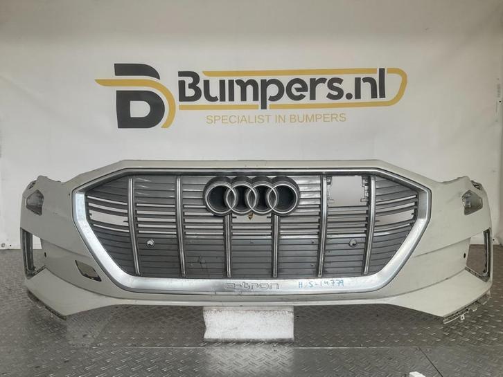 Bumper Audi E Tron E-Tron 4KE Voorbumper H5-14779z, Auto diversen, Tuning en Styling, Ophalen