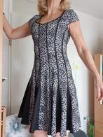 Feestjapon maat s met tijgerprint, Kleding | Dames, Ophalen of Verzenden, Zo goed als nieuw, Maat 36 (S), Zwart