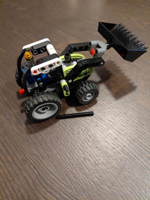 Lego 8260 technic 2 in 1 tractor trekker motor moter, Kinderen en Baby's, Speelgoed | Duplo en Lego, Gebruikt, Lego, Ophalen of Verzenden