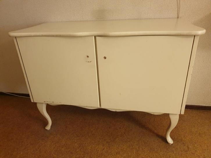 Gratis: meubels, wasmachine, bureaus etc, Huis en Inrichting, Banken | Sofa's en Chaises Longues, Gebruikt, Tweepersoons, Minder dan 150 cm