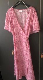 Roze Jurk Vila, Zo goed als nieuw, Roze, Onder de knie, Ophalen