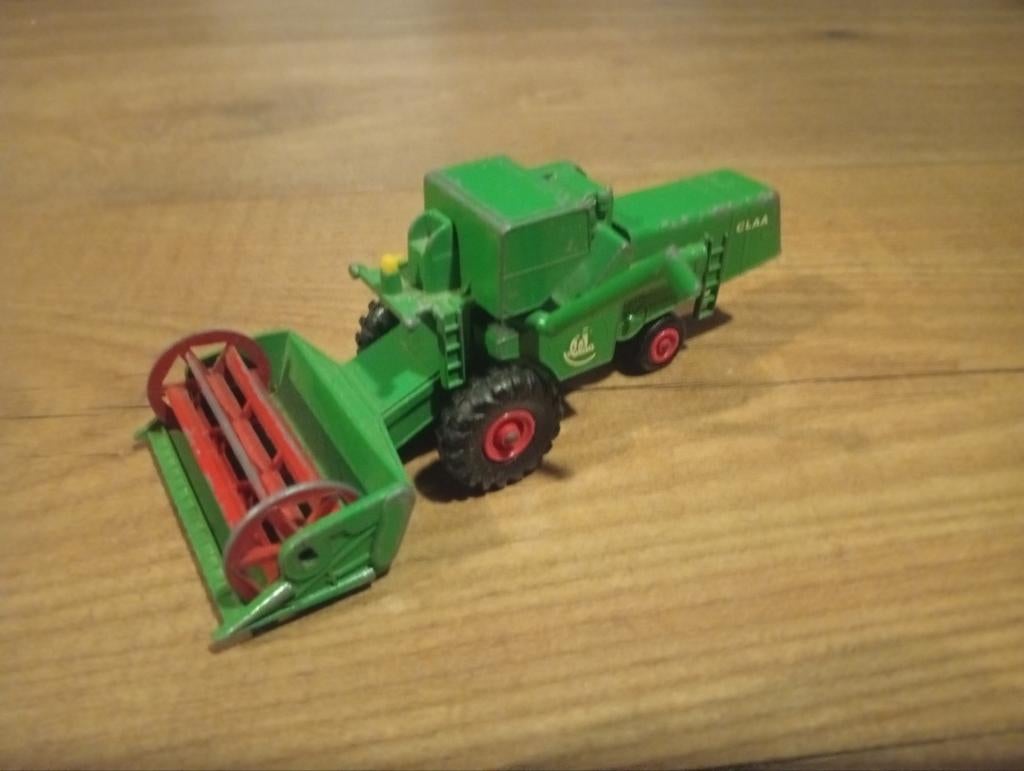 Matchbox Claas combine harvester K9, Ophalen of Verzenden, Gebruikt, Tractor of Landbouw