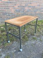 ‘60 vintage design trolley met lectuur rek goede staat, Ophalen, Vintage scandinavisch, Pastoe, Gebruikt, 50 tot 100 cm