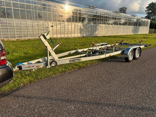Marlin 2700 kg bj 2023 tandemas. En Marlin 750 kg v frame, Watersport en Boten, Boottrailers, Zo goed als nieuw, Minder dan 1500 kg