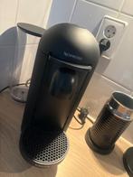 Nespresso koffiezetapparaat, Afneembaar waterreservoir, Gebruikt, Espresso apparaat, Koffiepads en cups