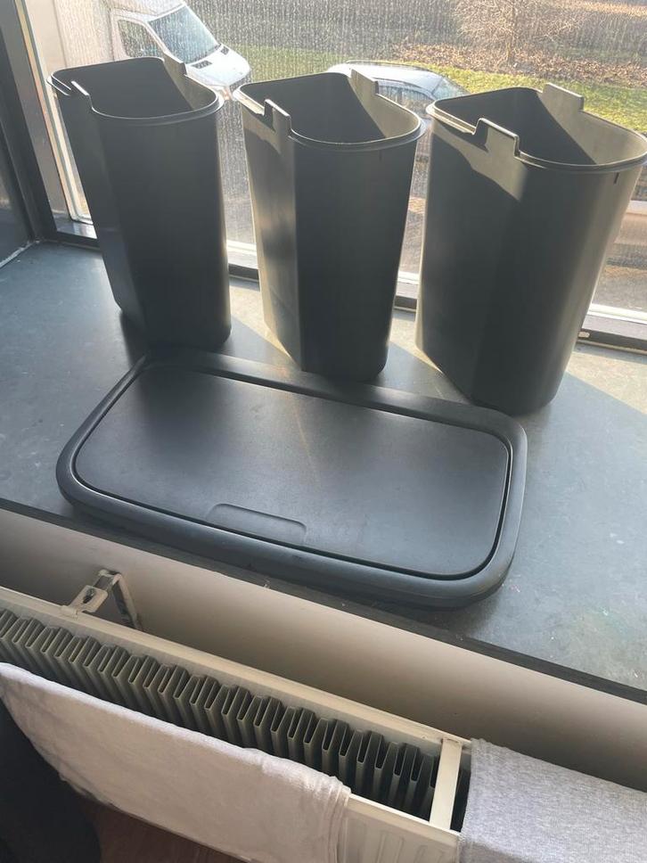 Brabantia Bo Touch Bin binnenemmers + deksel, Huis en Inrichting, Woonaccessoires | Prullenbakken, Zo goed als nieuw, Kunststof