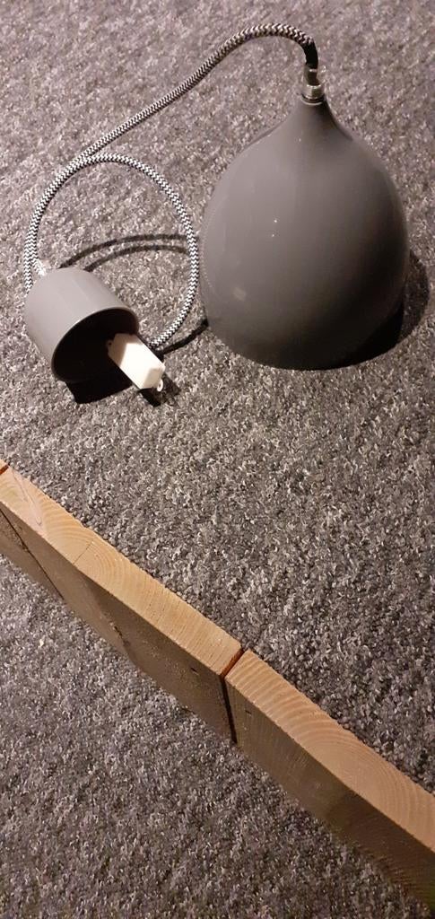 Hanglamp Bas Grijs 220 V voor op de camping, Ophalen of Verzenden
