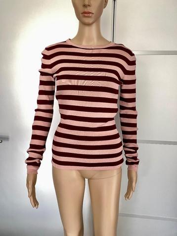 i121 Nieuw: Nikkie maat 36=S trui fijn-gebreid top rood/roze beschikbaar voor biedingen