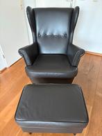 IKEA STRANDMON oorfauteuil - Donkerbruin - Zo goed als nieuw, Huis en Inrichting, Fauteuils, Ophalen, Zo goed als nieuw, Leer