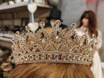 Schitterende Tiara's - Nieuw! Samen €30,00 beschikbaar voor biedingen