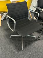 Vitra Ea108 vergaderstoel laatste!  Zwarte hopsak, Ophalen of Verzenden, Zo goed als nieuw, Zwart