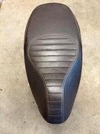 Vespa Primavera luxe zadel compleet en nieuw, Motoren, Ophalen