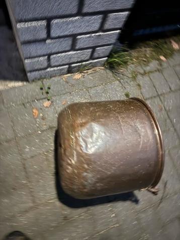 Koperen Pot met Hengsel - 30cm Hoog, 38cm Doorsnede beschikbaar voor biedingen