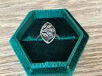Oude zilveren ring onyx en marcasietjes 18, Verzenden, Zwart, Zo goed als nieuw, 17 tot 18