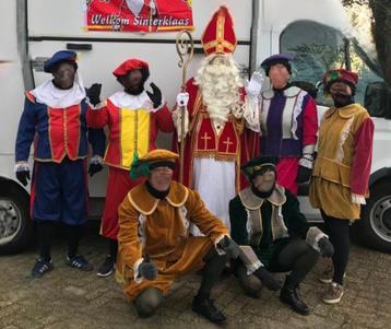 Sinterklaas en 7 pieten pakken beschikbaar voor biedingen
