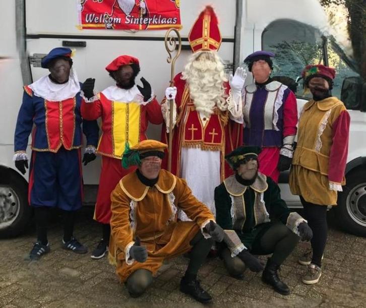 Sinterklaas en 7 pieten pakken, Diversen, Sinterklaas, Gebruikt, Ophalen