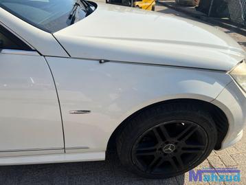 MERCEDES C klasse W204 wit C650 rechts voorscherm 2008-2011 beschikbaar voor biedingen