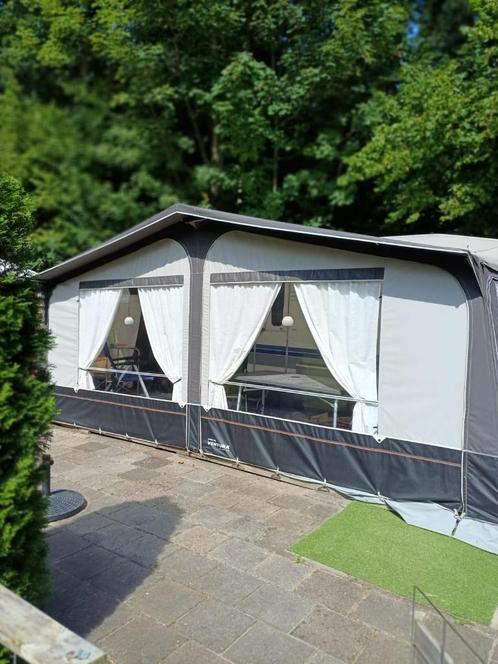 Hobby 24 Excelsior 2008 + voortent & luifel + evt. sta-plek!, Caravans en Kamperen, Caravans, Particulier, tot en met 4, 1250 - 1500 kg