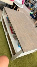 Salon tafel met twee rieten manden, Huis en Inrichting, Tafels | Salontafels, Ophalen of Verzenden, Rechthoekig, 50 tot 100 cm