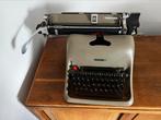 Olivetti retro vintage typemachine, Diversen, Typemachines, Zo goed als nieuw, Ophalen