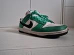 Nike celtic dunks, Wit, Nike, Ophalen of Verzenden, Sneakers of Gympen