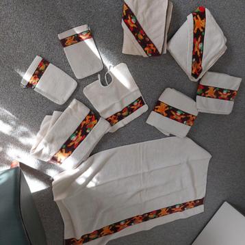Grote set babyspullen handdoeken washandjes badcapes beschikbaar voor biedingen