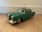 ICHIKO 3827 Mercedes Benz Taxi Cab NL uitgave zeldzaam blik, Antiek en Kunst, Antiek | Speelgoed, Ophalen of Verzenden