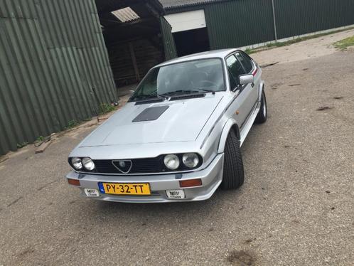 Alfa Romeo GTV6 3.0  Gand Prix ,86, Auto's, Alfa Romeo, Particulier, GTV, Benzine, Coupé, Handgeschakeld, Zilver of Grijs, Zwart