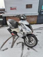 Aprillia SR 50 LC Factory 2-takt, Fietsen en Brommers, Scooters | Yamaha, Ophalen, Zo goed als nieuw, Benzine, Overige modellen