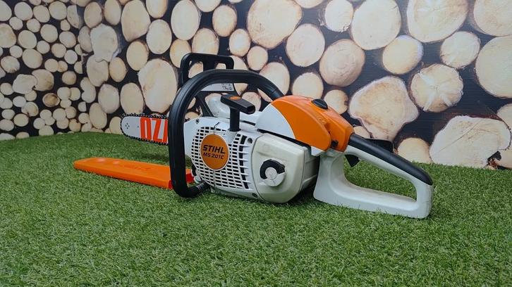 ZEER NETTE Stihl MS 201 C-M Benzine Kettingzaag 2022, Tuin en Terras, Hand-tuingereedschap, Zo goed als nieuw, Overige soorten