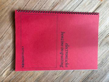 2 handboeken voor u Citroën DS en ID beschikbaar voor biedingen