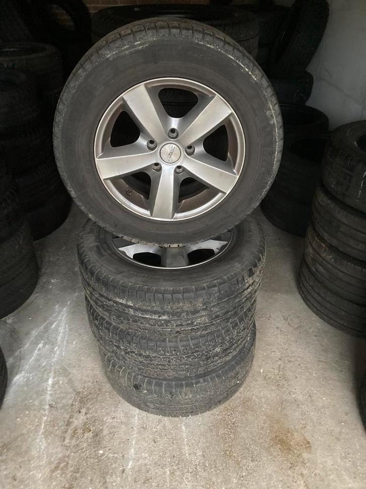 16 inch Dezent Volkswagen transporter velgen Michelin zomer, Auto-onderdelen, Banden en Velgen, Banden en Velgen, Zomerbanden