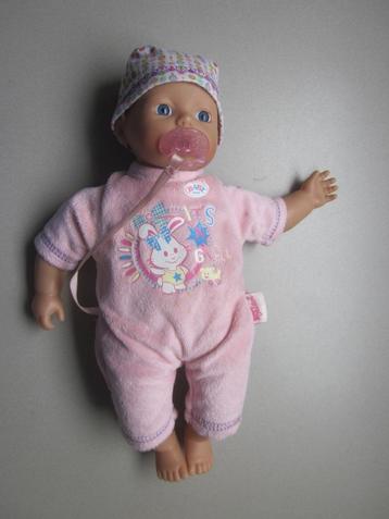 Zapf Creation mini Baby Born zacht lijfje en meet 34cm. beschikbaar voor biedingen