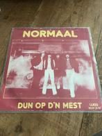 Normaal-Dun op d''n mest, 7 inch, Single, Ophalen of Verzenden, Zo goed als nieuw