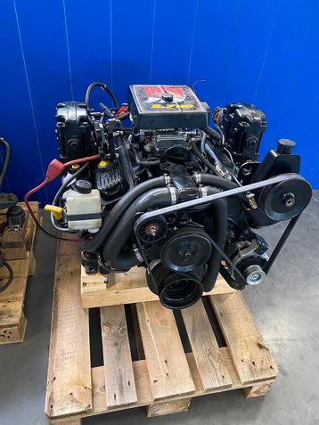 Mercruiser 5.7L V8 Plug en play engine (alles aan gedaan) beschikbaar voor biedingen