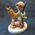Hummel Goebel meisje met paard 20 10 cm hoog, Ophalen of Verzenden, Zo goed als nieuw, Hummel