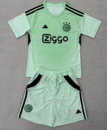 Ajax keepers tenue/set prijs incl verzending en bedrukken  beschikbaar voor biedingen