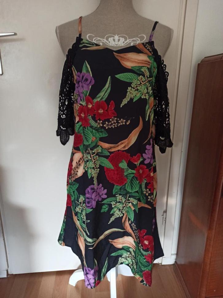 NIEUW! Romantisch ibiza zwarte bloem jurk met kant maat L 42, Kleding | Dames, Jurken, Nieuw, Maat 42/44 (L), Zwart, Boven de knie
