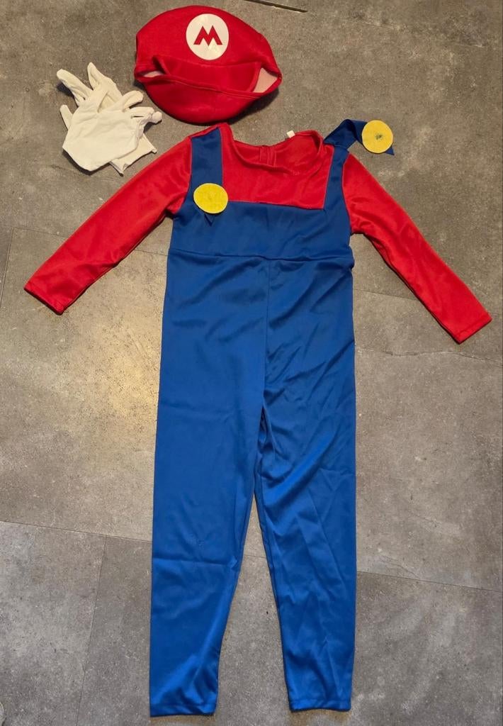 Diversen Kinder Carnavals Kleding (z.g.a.n), Kinderen en Baby's, Carnavalskleding en Verkleedspullen, Ophalen of Verzenden, Jongen of Meisje