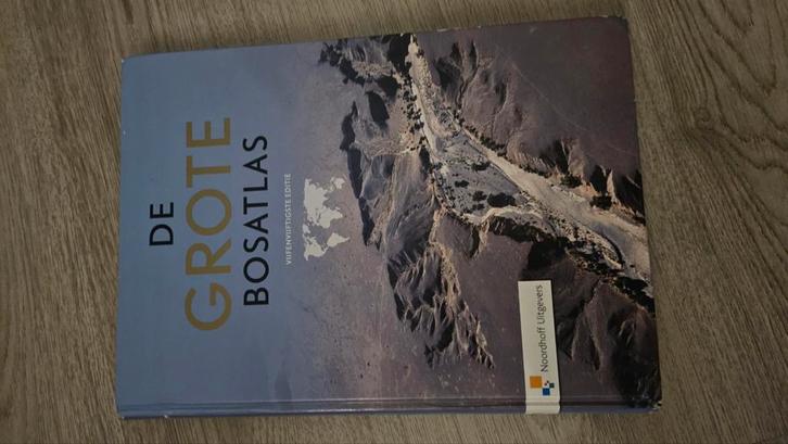 De Grote Bosatlas 55e editie, Boeken, Atlassen en Landkaarten, Zo goed als nieuw, Bosatlas, Wereld, 2000 tot heden, Ophalen of Verzenden