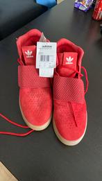 Adidas rode sneakers/sportschoenen maat 43.(Nieuw)., Overige kleuren, Sportschoenen, Nieuw, Ophalen of Verzenden