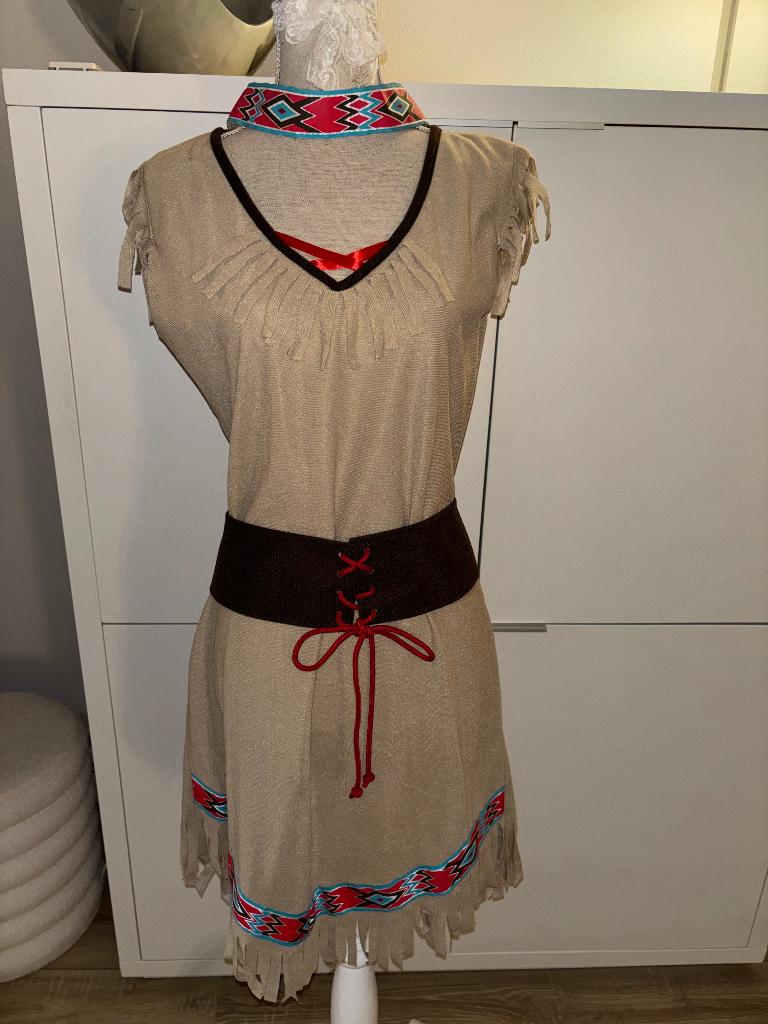 Indianen jurkje met hoofdband carnaval mt m, Maat 38/40 (M), Carnaval, Nieuw, Ophalen of Verzenden