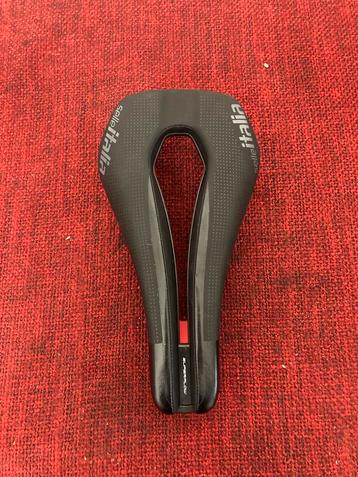 Nieuw Selle Italia Superflow Watt 132mm Carbon Zadel beschikbaar voor biedingen