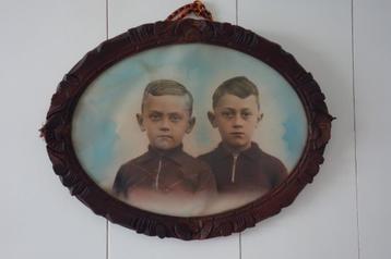 Jaren 30 antieke Franse ovale houten fotolijst beschikbaar voor biedingen