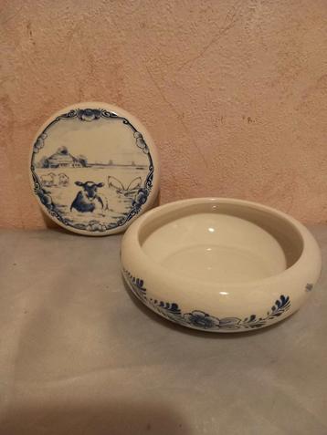 Delftsblauw bonbonschaaltje beschikbaar voor biedingen