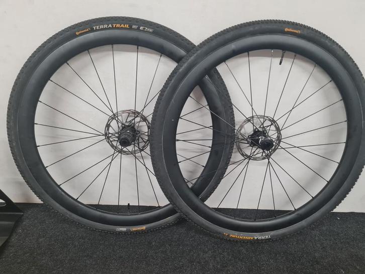 Wheeltec Gravel carbon wielset DT Swiss 350, Fietsen en Brommers, Fietsonderdelen, Gebruikt, Racefiets, Wiel, Ophalen
